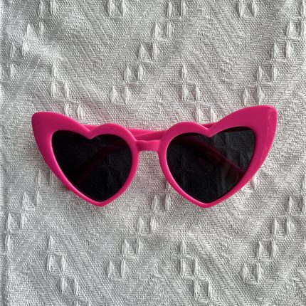 hot pink heart sunglasses