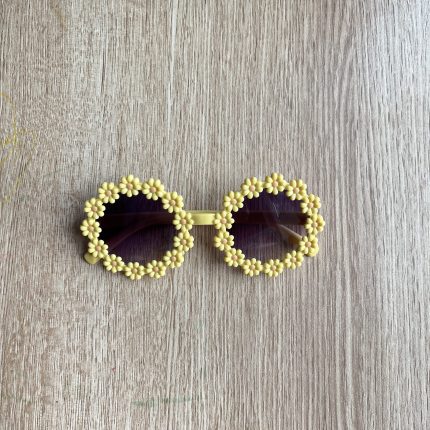 kids daisy sunglasses yellow